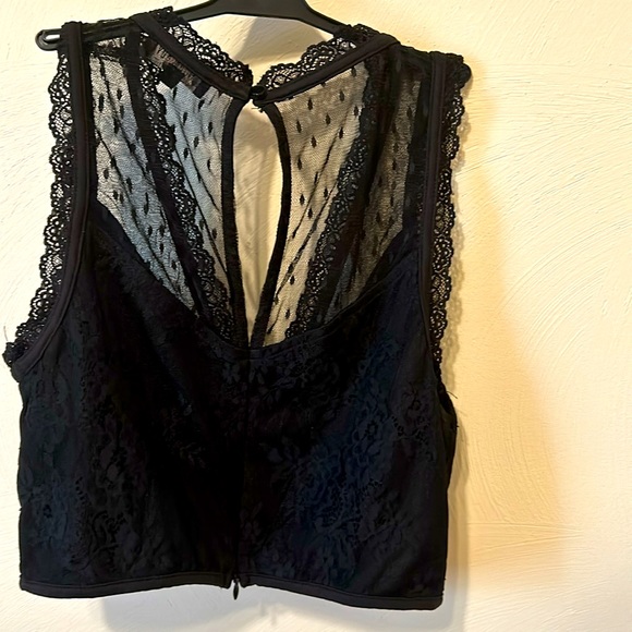 Women Top - Picture 4 of 5